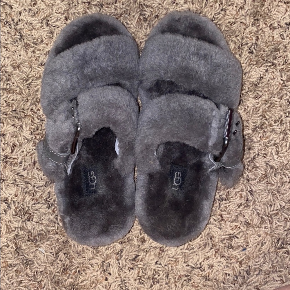 Ugg Fuzz Yeah Sandals